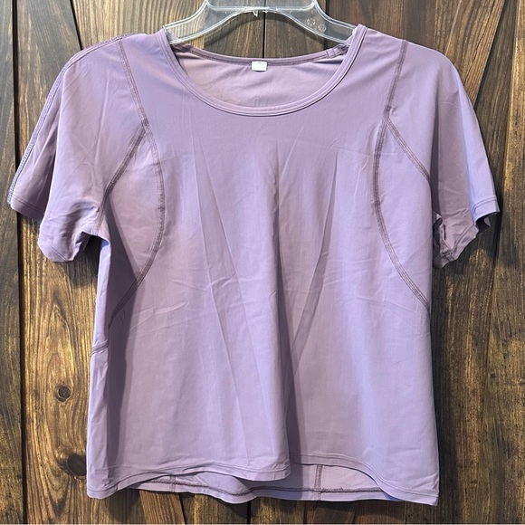 Lululemon Outrun the Heat Short Sleeve EUC - Picture 3 of 6